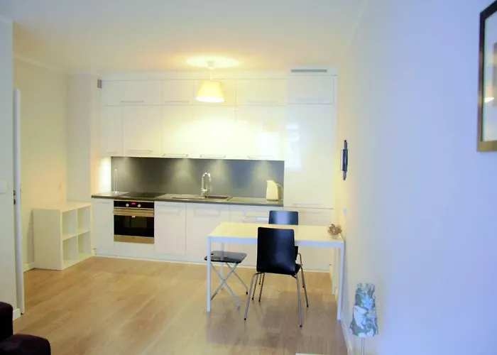 Klimatyczny Apartament Z Balkonem W Samym Centrum Wroclawia - W6